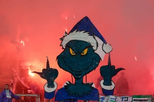 Hofenhajm leti visoko, prizemljenje u Minhenu?