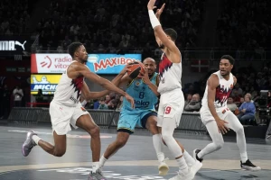 Izvuče se Fener u Vitoriji, na kraju 108 poena!