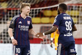 "Deda mraz" Šulc iz Monte Karla nosi poklon za Lion, šta ti bi Kulibali?!