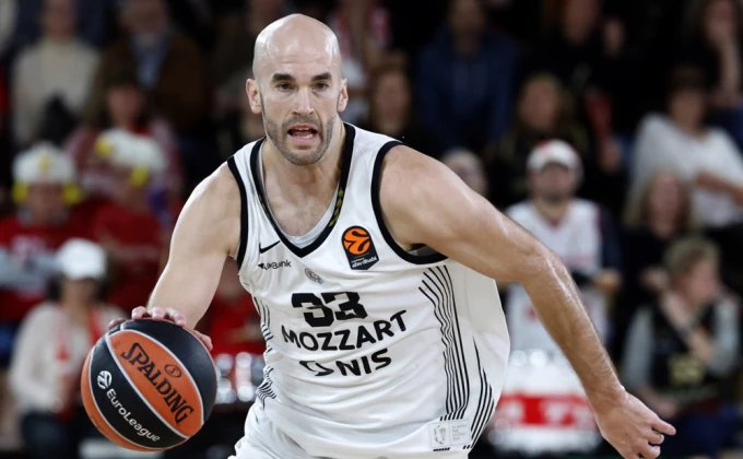 EPA/SEBASTIEN NOGIER