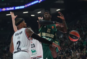 Lorenco Braun slavio u "OAKA" areni, pa udario na Atamana: "Sa njim niko ne priča!"