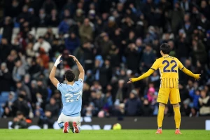 Brajtonov poklon Arsenalu - kiks Sitija na Etihadu, Lukić i Petrović slavili protiv londonskih velikana!