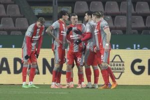 Kremona - Violina i Džejmi Vardi…