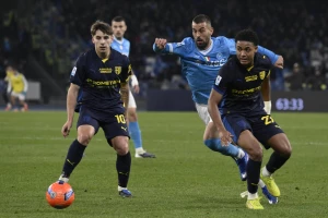 Vanja sačuvao mrežu, Parma iznenadila Napoli i uzela slađi bod!