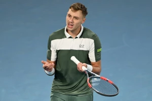 Hamadov perfektan prvi set, ali je De Minor u trećem kolu