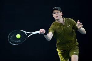 AO - "Stari vukovi" i strašni Siner u trećoj rundi!