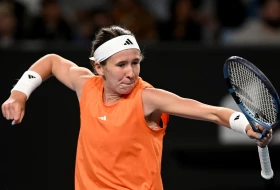 AO - Senzacija Bartunkove, Ribakina sigurna