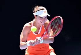 AO - Nemilosrdna Iva Jović, Sabalenka i Gof sigurne