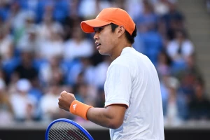 AO - Tijen počistio Medvedeva za uspeh karijere, Zverev rutinski do četvrtfinala