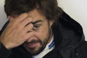 Alonso će startovati sa poslednjeg mesta u Maleziji zbog kazne