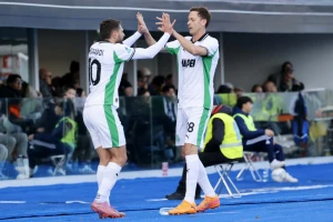 Nemanja Matić kao mladić i neuništivi Domeniko Berardi srušili fenjeraša!