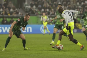 Dortmund pobedom nastavio poteru za Bajernom, Miloševiću mrvice u porazu Verdera, ceo Hamburg slavi!