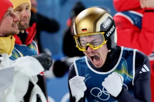 Domen Prevc podbacio, Nemac Rajmund je olimpijski šampion u ski skokovima!