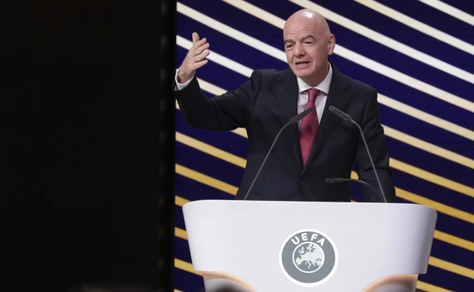 EPA/CHRISTOPHER NEUNDORF