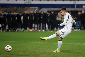 Čovek od leda Miloš Pantović, Srbi pogurali PAO do osmine finala Lige Evrope!