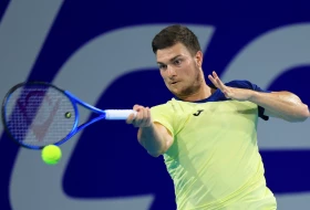 Kecmanović sjajan na startu mastersa u Rimu