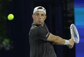 Grikspora poen delio od predaje, ali ide u finale Dubaija