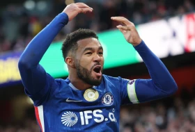 Čelsi "blindirao" kapitena - Džejmsu ugovor do 2032!