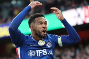 Čelsi "blindirao" kapitena - Džejmsu ugovor do 2032!