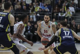 ''Kuva'' u Monaku, Majk Džejms nasrnuo na Okoba!