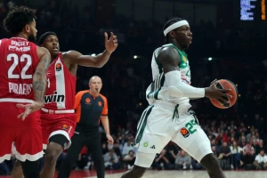 PAO se pred Zvezdu bavi Olimpijakosom i traži kaznu za Barcokasa i Furnijea!