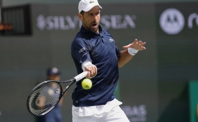 EPA/JOHN G. MABANGLO