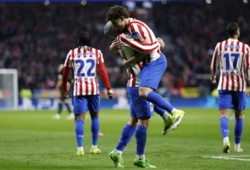 Košmarna noć i klizava trava za Totenhem, Atletiko maestralan!