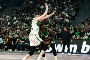 Žalgiris pao u slavljeničkom povratku Lesora, kraljevska partija Reala protiv Valensije