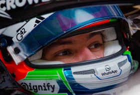 Drama u Kini - Imamo najmlađeg vozača ikada na pol-poziciji, Mercedes je premoćan!