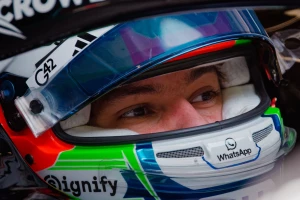 Drama u Kini - Imamo najmlađeg vozača ikada na pol-poziciji, Mercedes je premoćan!