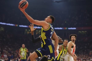 Armani pretio da osvoji istanbulsku tvrđavu, ali Fener za kraj sačuvao najjaču artiljeriju!