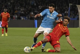 Napoli preokretom izbrisao loše prvo poluvreme, Leće skupo prodao kožu na "Maradoni"