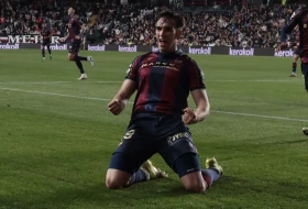 Od crvenog kartona do gola za pobedu, Espi prošao put od tragičara do heroja Levantea, Hetafeu malo dva odbranjena penala "Branda" Sorije