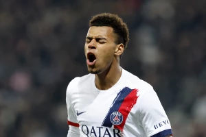 Parižanima nije stalo do plaketa i zahvalnica, videli smo i šta Dro može