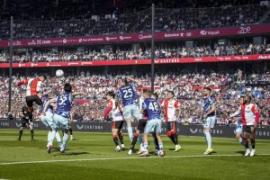 Penal spasio Fejenord u ''Klasikeru'', ali i Van Persija na klupi