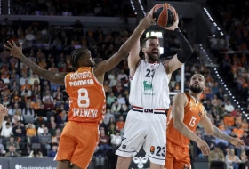 Valensija stigla Fener, Armani pretio, ali nije izdržao Monterov ritam