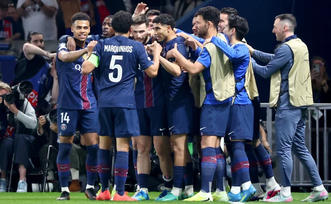 EPA/CHRISTOPHE PETIT TESSON