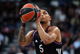 Debakl Makabija u Parizu, šou Robinsona u evroligaškom oproštaju od navijača