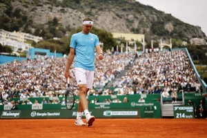 Zverev "preboleo" Kobolija za plasman u treće kolo Madrida