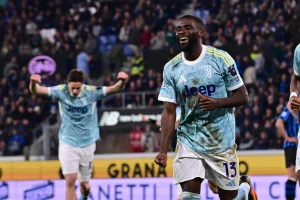 Boga pokorio Bergamo, Juve ne da mesto koje vodi u Ligu šampiona!