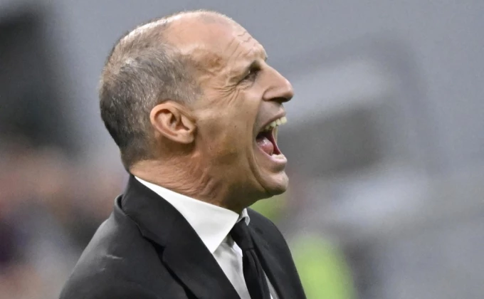 EPA/DANIEL DAL ZENNARO