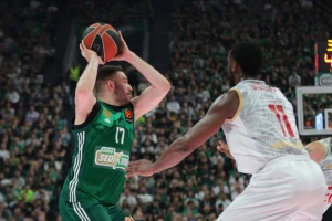 "Pakleni" Džejms nedovoljan u "paklenoj" OAKA areni, PAO sedmi učesnik plej-ofa!