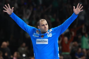 Berlin "skinuo krunu" Magdeburgu - Srbi u finalu Ligu šampiona!
