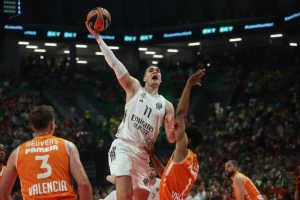 (VIDEO) F4 - Ništa od novog čuda Valensije, gledaćemo reprizu finala iz Kaunasa, ali kako će Real bez kompletne centarske linije?