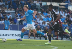 (VIDEO) De Brujne spakovao pobedu Napolija na rastanku od Kontea
