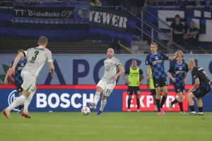 (VIDEO) Bundesliga - Paderborn poslednji učesnik, ispali "vukovi" i Eriksen!