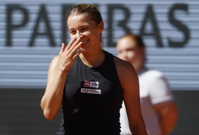 RG - Čudesna kvalifkantkinja Hvalinska u četvrtfinalu