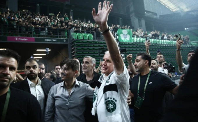 EPA/YANNIS KOLESIDIS