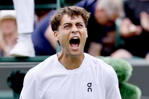 Vimbldon - Finalista Rolan Garosa siguran na startu