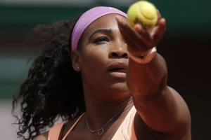 Serena "naložila" fanove pred Vimbldon